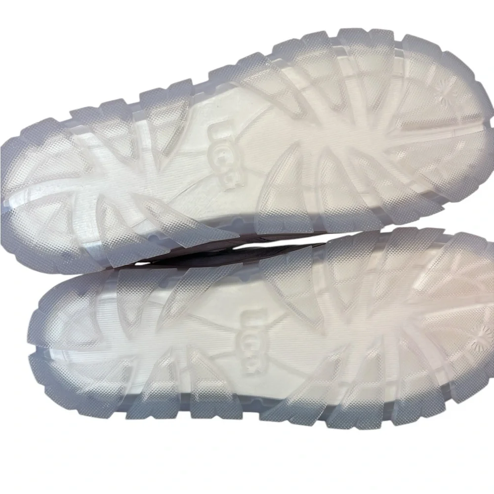 UGG Lavender Boots - Picture 4 of 7